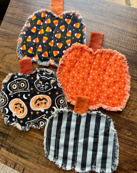 Set of Four Distressed Pumpkin Coaster Set