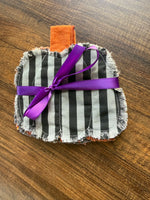 Set of Four Distressed Pumpkin Coaster Set