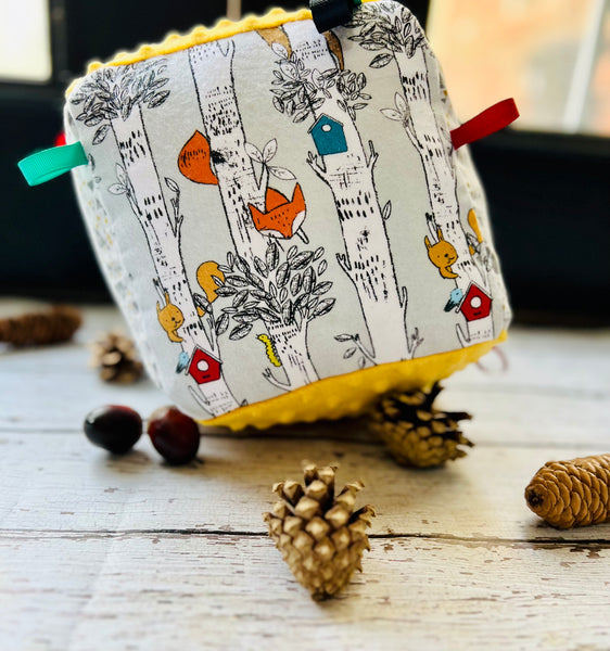 Woodland Crinkle Sensory Block